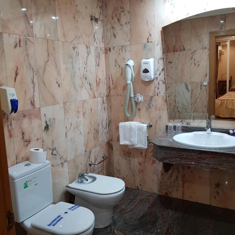 Single Room room - Image 1