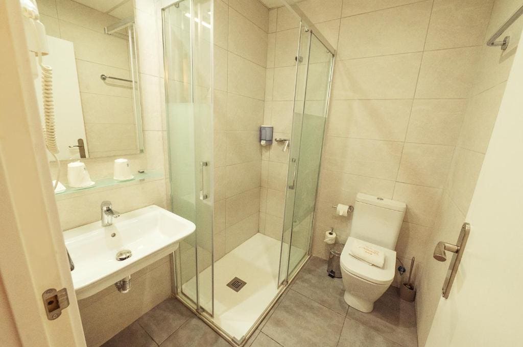 Superior Double or Twin Room with Terrace room - Image 2