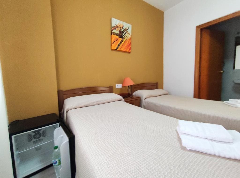 Twin Room room - Image 1