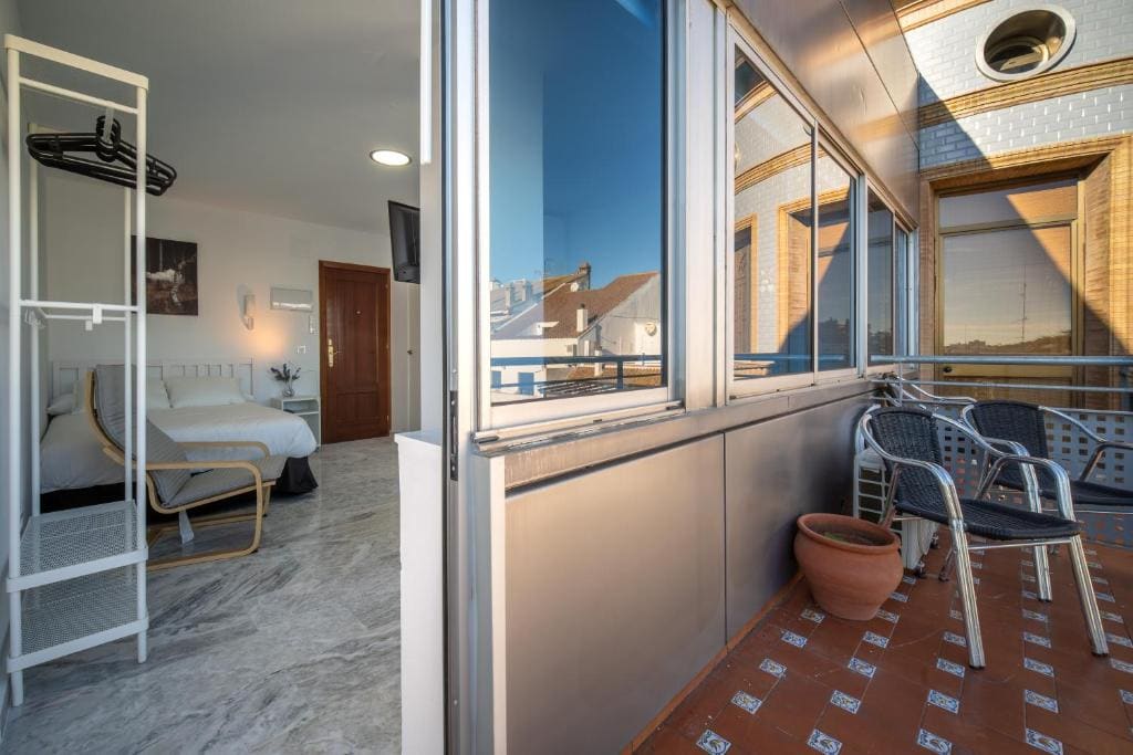Double Room with Terrace room - Image 3