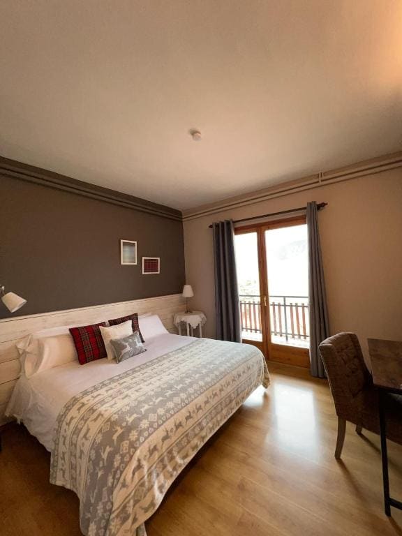 Double or Twin Room room - Image 2