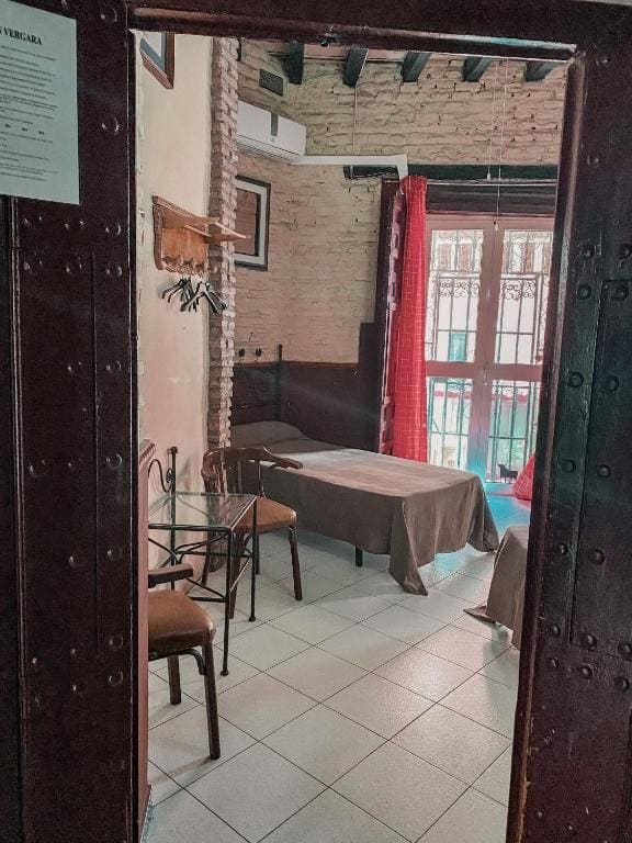 Quadruple Room with Shared Bathroom room - Image 2