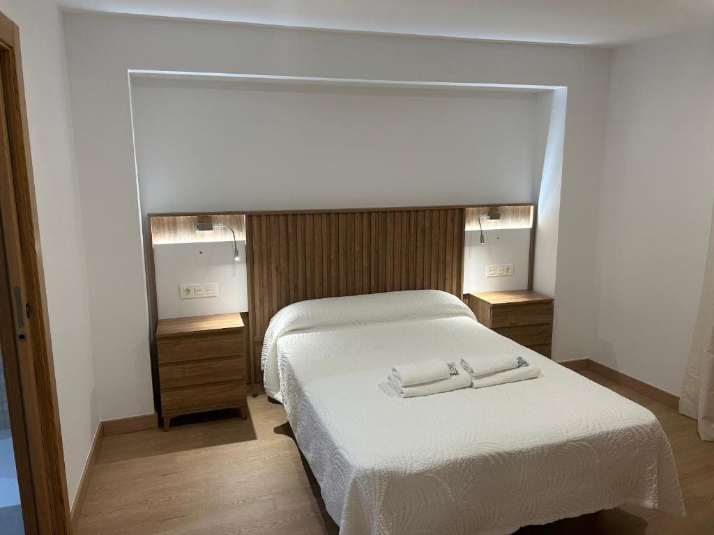 Deluxe Twin Room room - Image 1