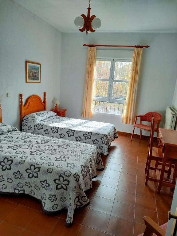 Seven-Bedroom House room - Image 1