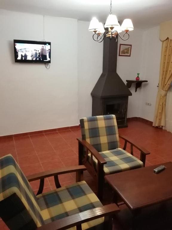 Large Double Room room - Image 3