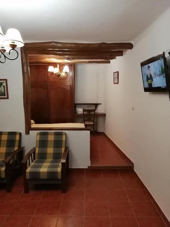 Large Double Room room - Image 2