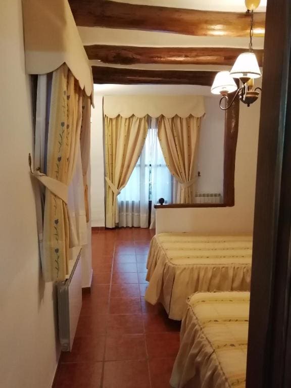 Twin Room with Terrace room - Image 3