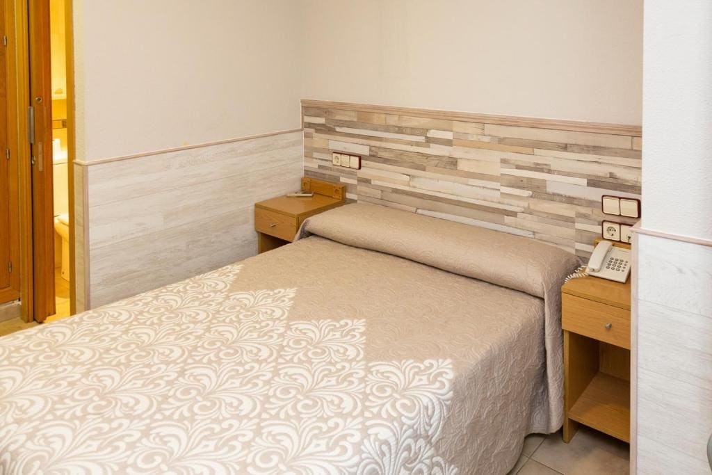Double Room room - Image 3