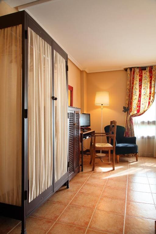 Twin Room room - Image 3