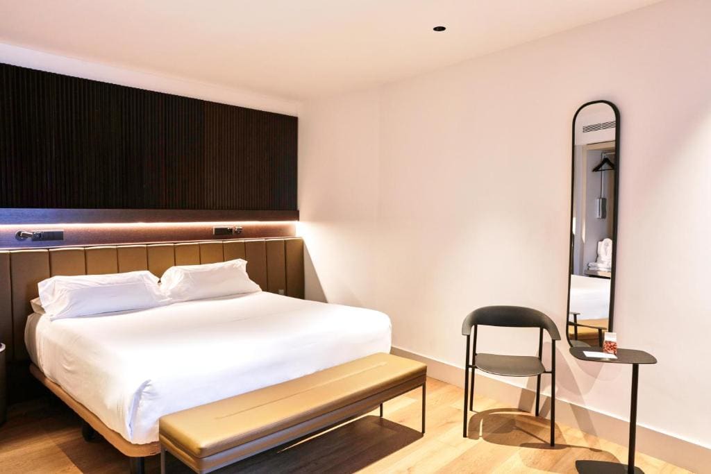 Standard Double Room room - Image 3