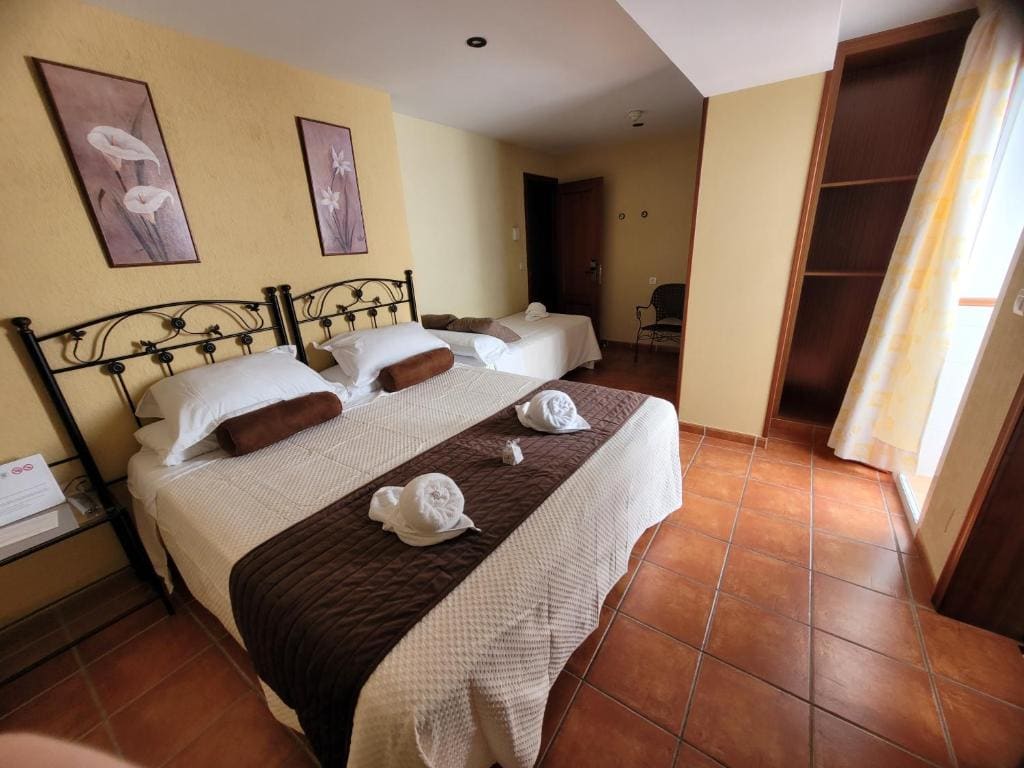King Room with Balcony room - Image 1
