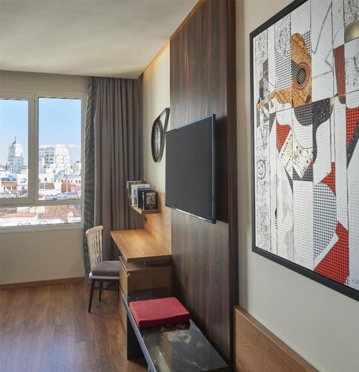 King Room with Balcony room - Image 1