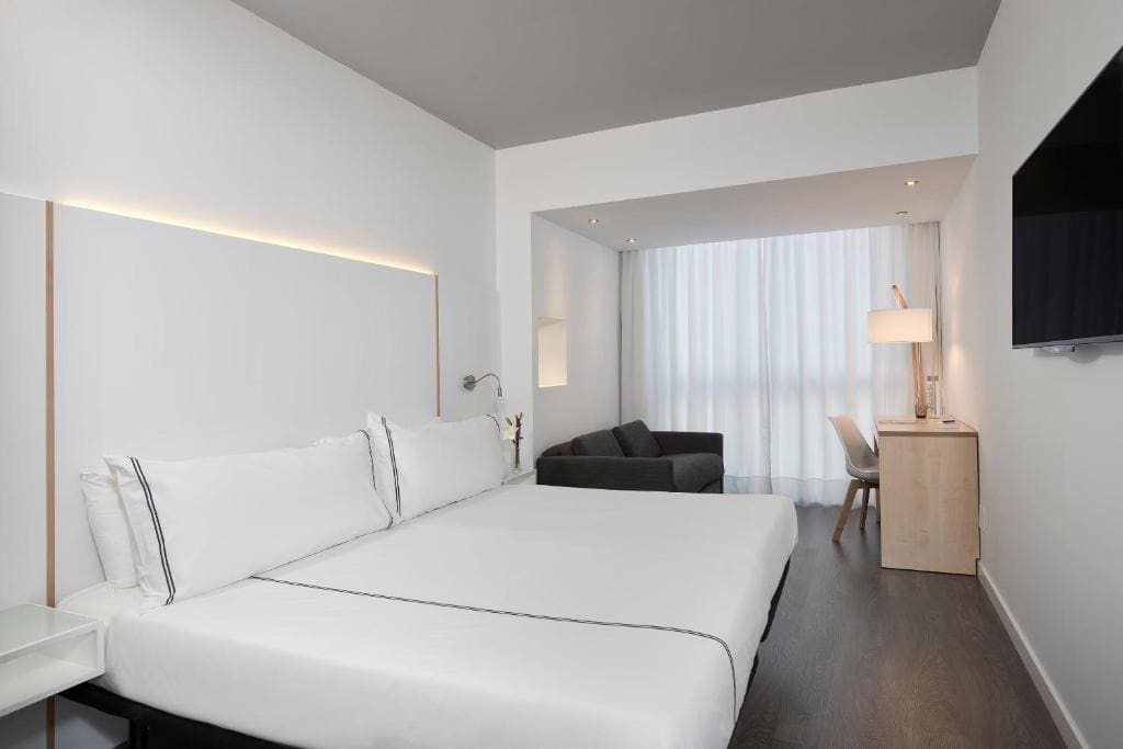 Deluxe Double Room room - Image 3