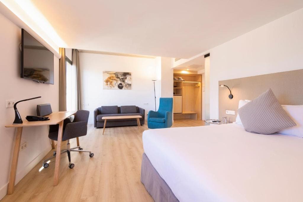 Innside Loft room - Image 1
