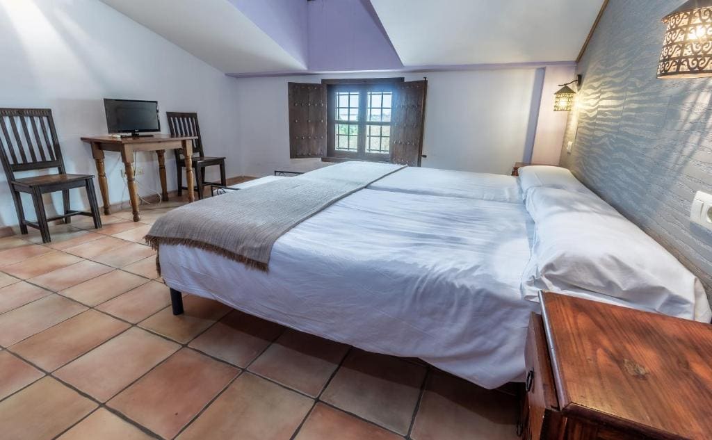 Superior Double Room room - Image 2
