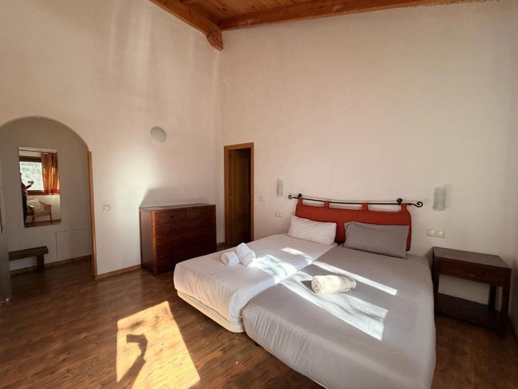 Deluxe Room room - Image 2