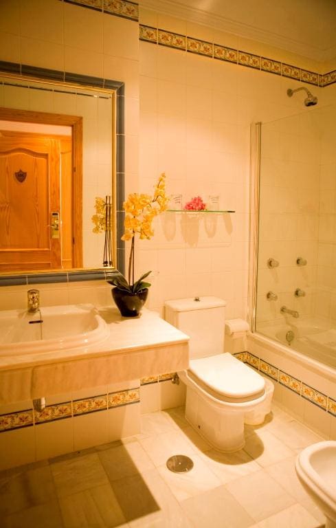 Double or Twin Room room - Image 2