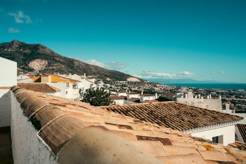 Double or Twin Room with Private Terrace and Sea View room - Image 3