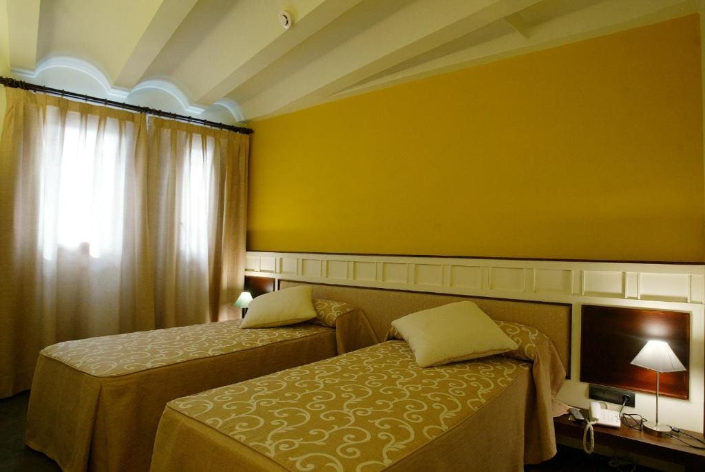 Double or Twin Room room - Image 1