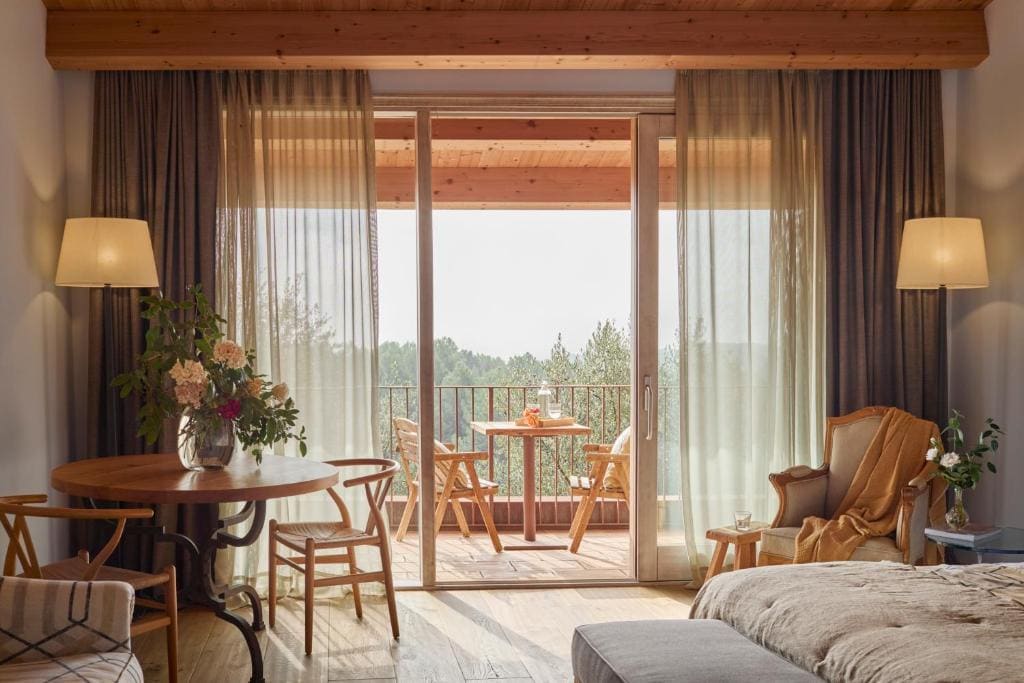 Double Room with Terrace room - Image 2