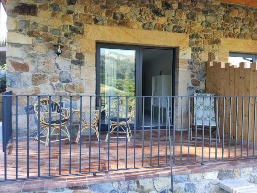Twin Room with Terrace room - Image 3