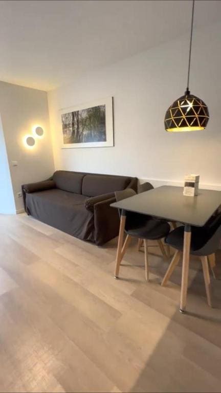 Junior Suite (2 Adults + 1 Child) room - Image 3