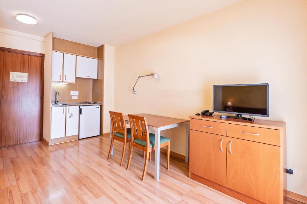 Basic Double Room room - Image 3