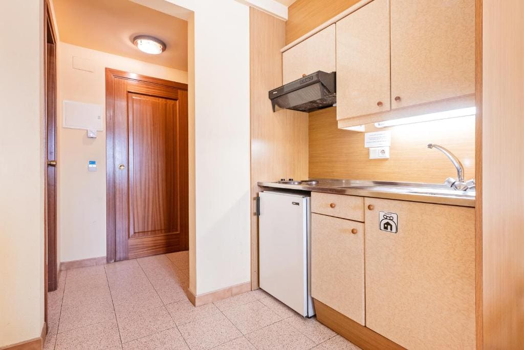 Apartment (2 Adults + 2 Children) room - Image 1
