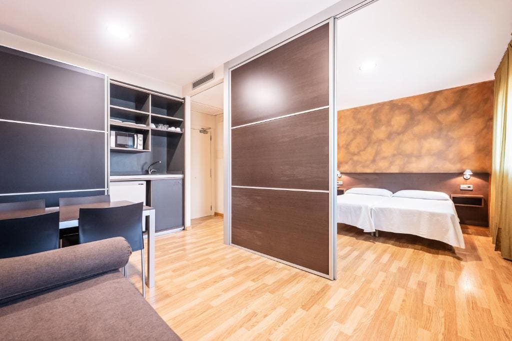 Basic Single Room room - Image 3
