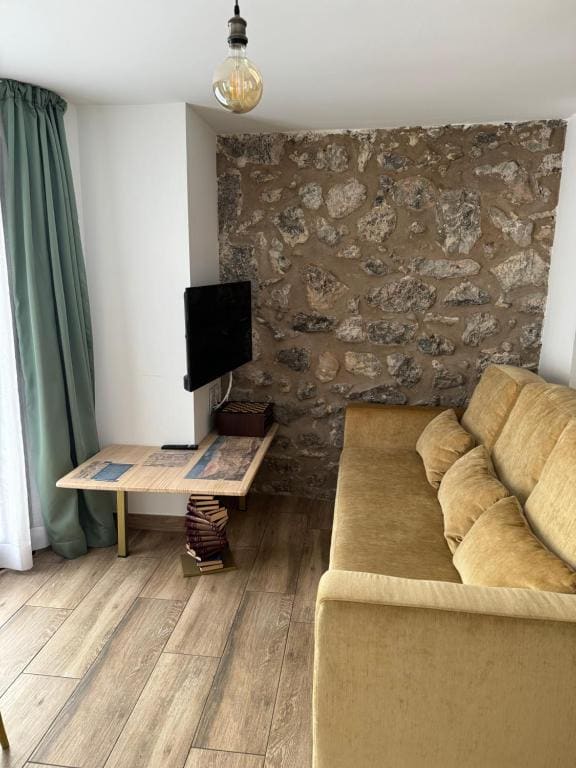 Suite with Balcony room - Image 3