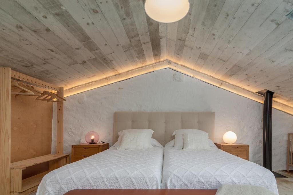 Three-Bedroom Townhouse room - Image 1