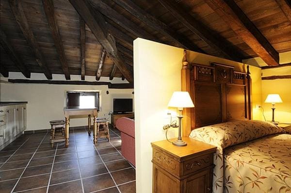 Superior Studio Apartment room - Image 2