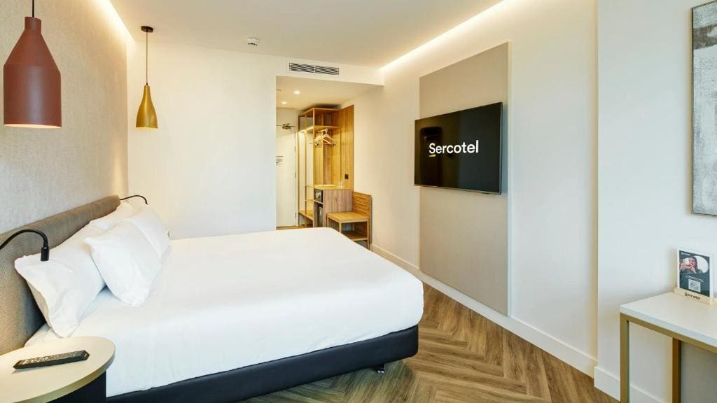 Double or Twin Room with Balcony room - Image 1