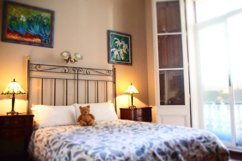 Superior Double or Twin Room with City View room - Image 2