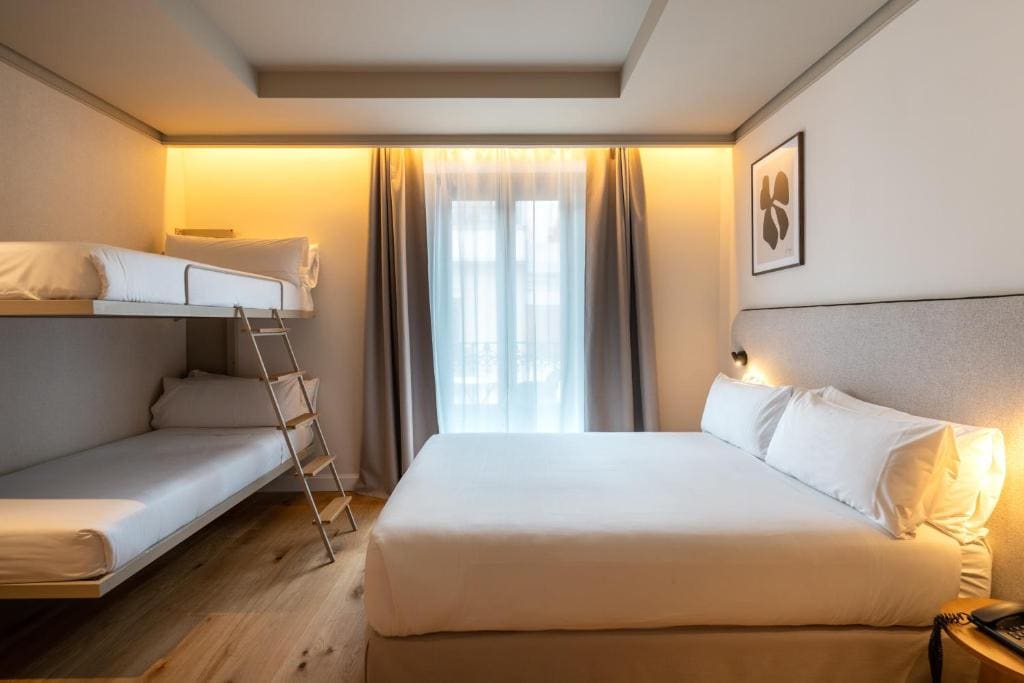 Quadruple Room (4 Adults) room - Image 2