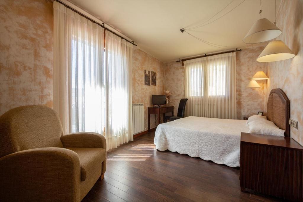 Twin Room room - Image 3