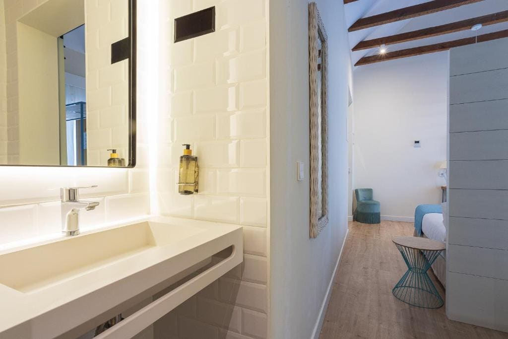Deluxe Double Room room - Image 1