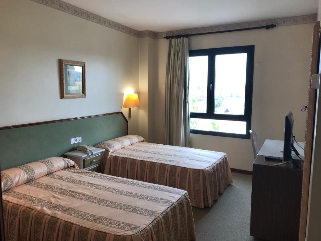 Double or Twin Room room - Image 3