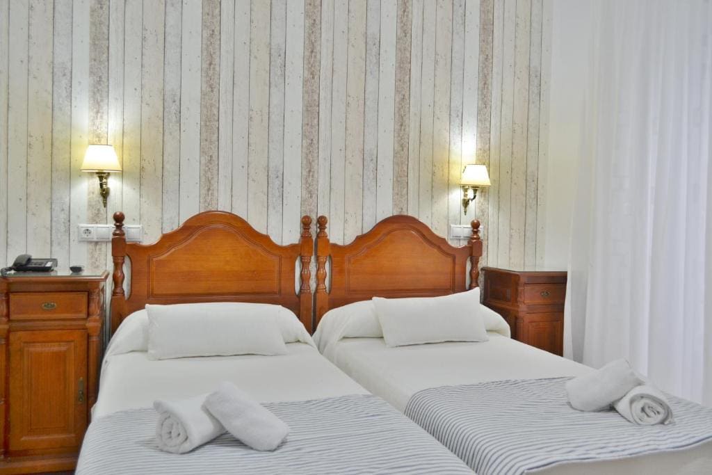 Twin Room room - Image 1