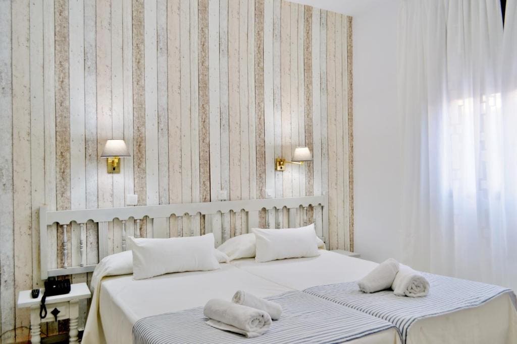 Standard Double Room room - Image 1