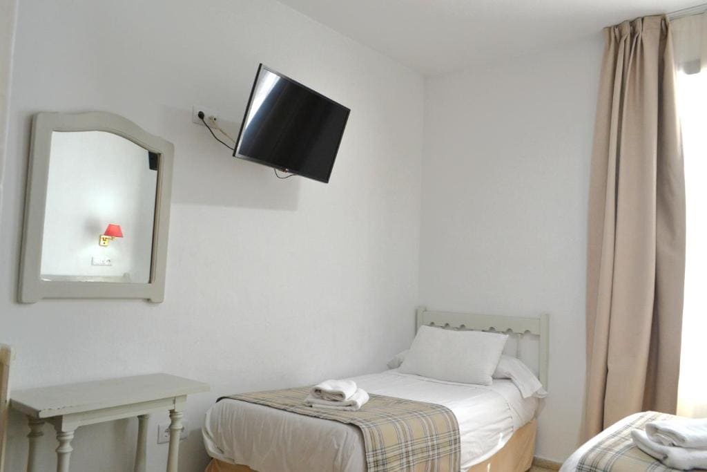 Triple Room room - Image 3