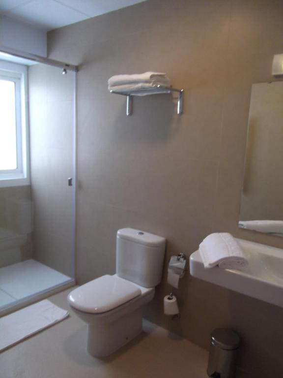 Superior Double Room with Street View room - Image 3
