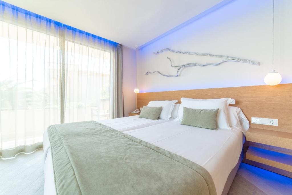 Double Room Sea view room - Image 1