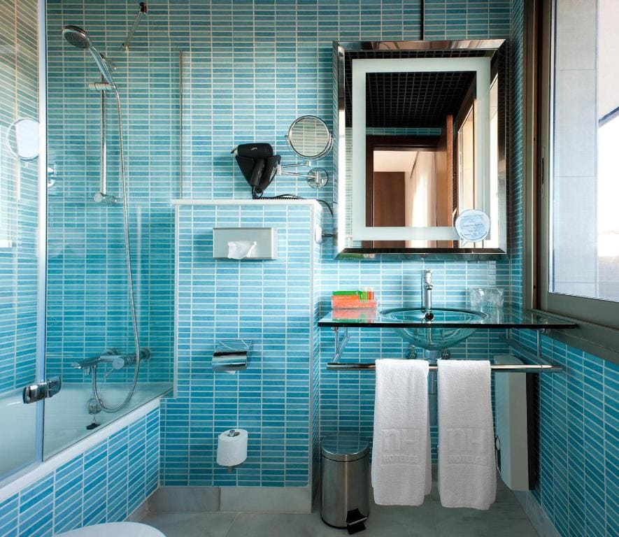Standard Twin Room room - Image 2