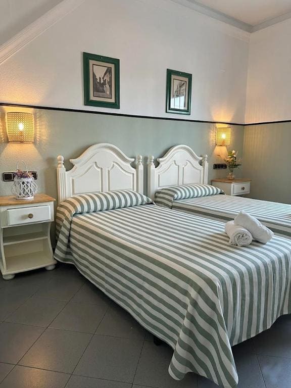 Double or Twin Room room - Image 1