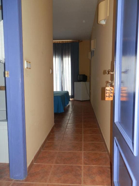 Twin Room room - Image 3
