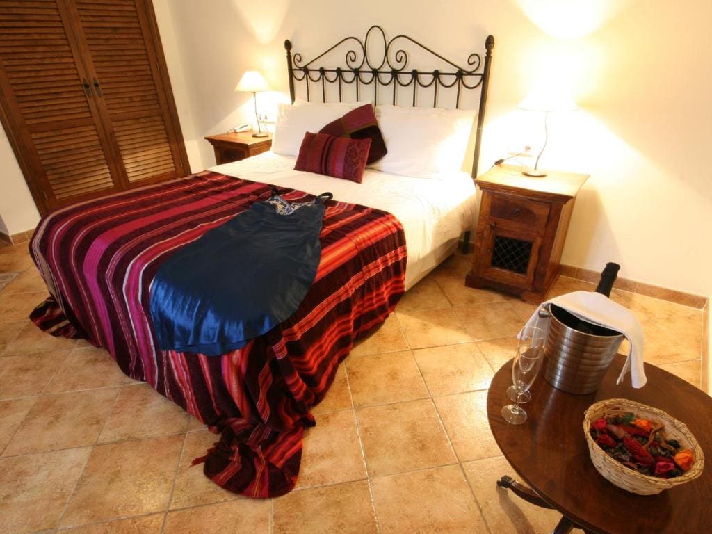Superior Double Room (hydromassage bath) room - Image 2