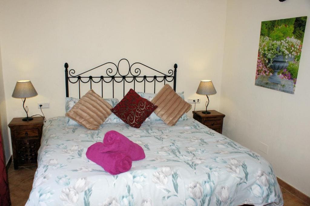 Double or Twin Room room - Image 2