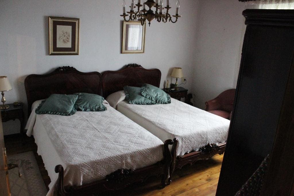Apartment room - Image 1