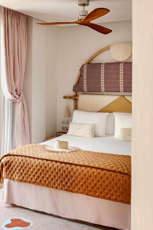 Suite with Marina View room - Image 1